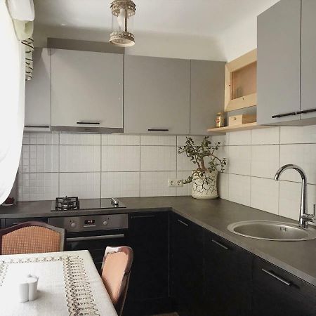 P Stradina Street 17 Apartment Ventspils Ngoại thất bức ảnh