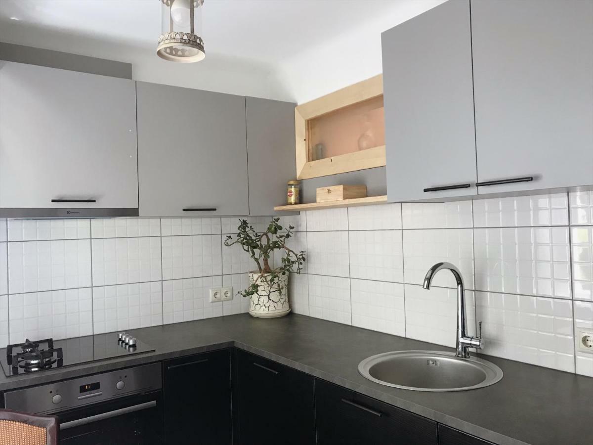 P Stradina Street 17 Apartment Ventspils Ngoại thất bức ảnh