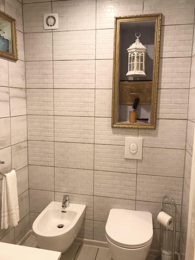P Stradina Street 17 Apartment Ventspils Ngoại thất bức ảnh
