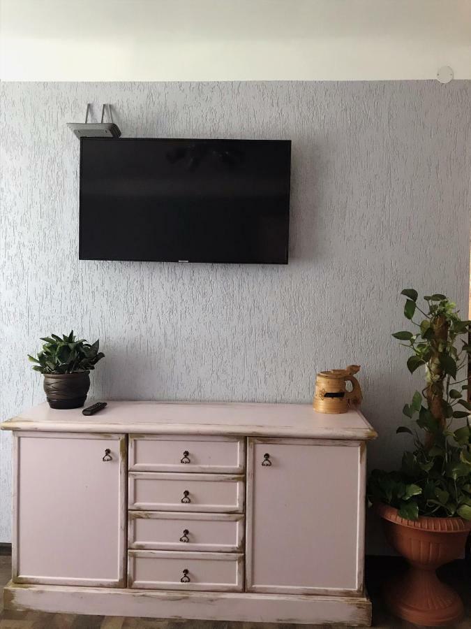 P Stradina Street 17 Apartment Ventspils Ngoại thất bức ảnh