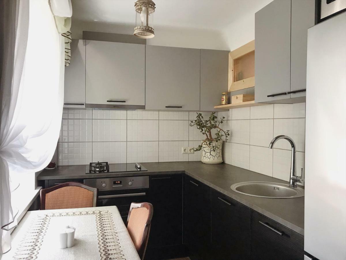 P Stradina Street 17 Apartment Ventspils Ngoại thất bức ảnh